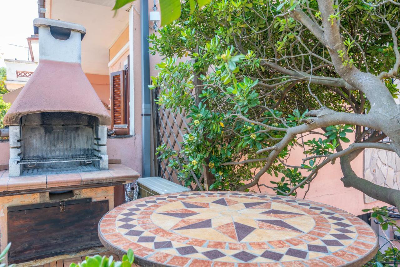 Villa Bibi Villasimius - Con Giardino Kültér fotó
